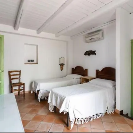 Saponara Nyaraló Cefalù